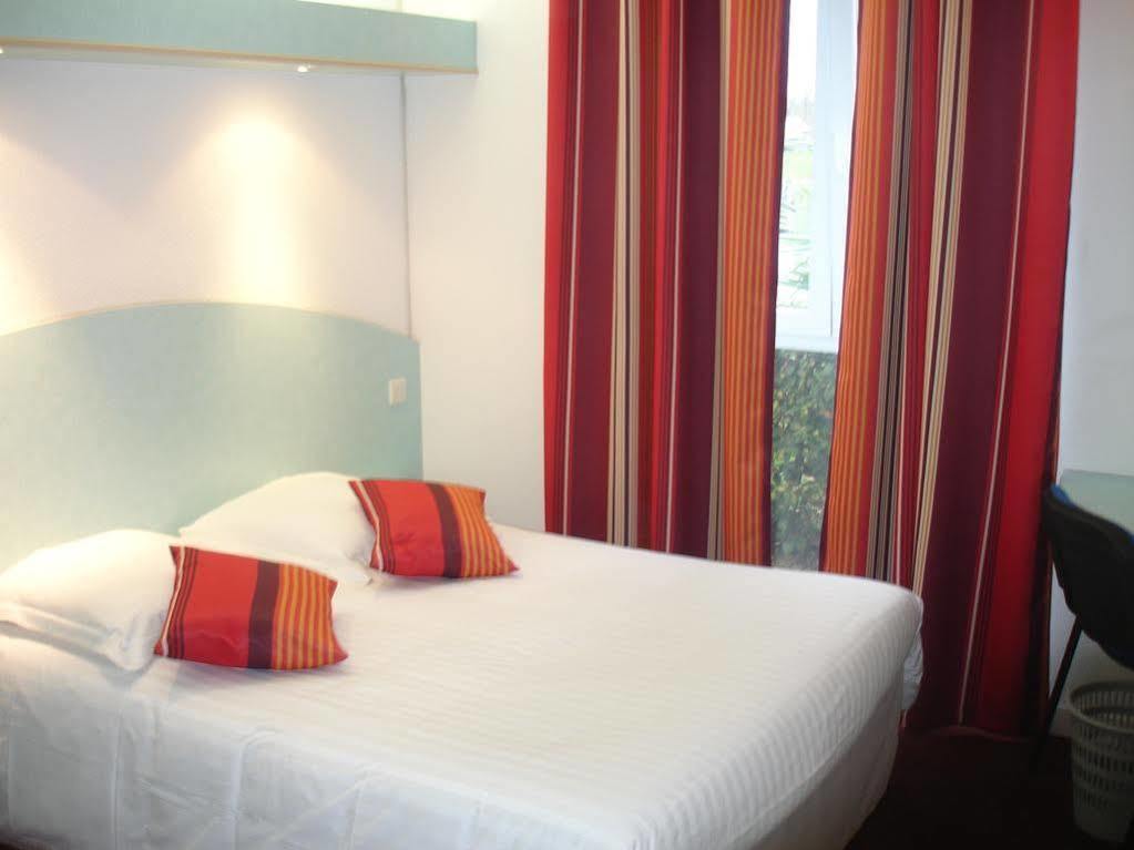 Agape Hotel Bessines Zewnętrze zdjęcie