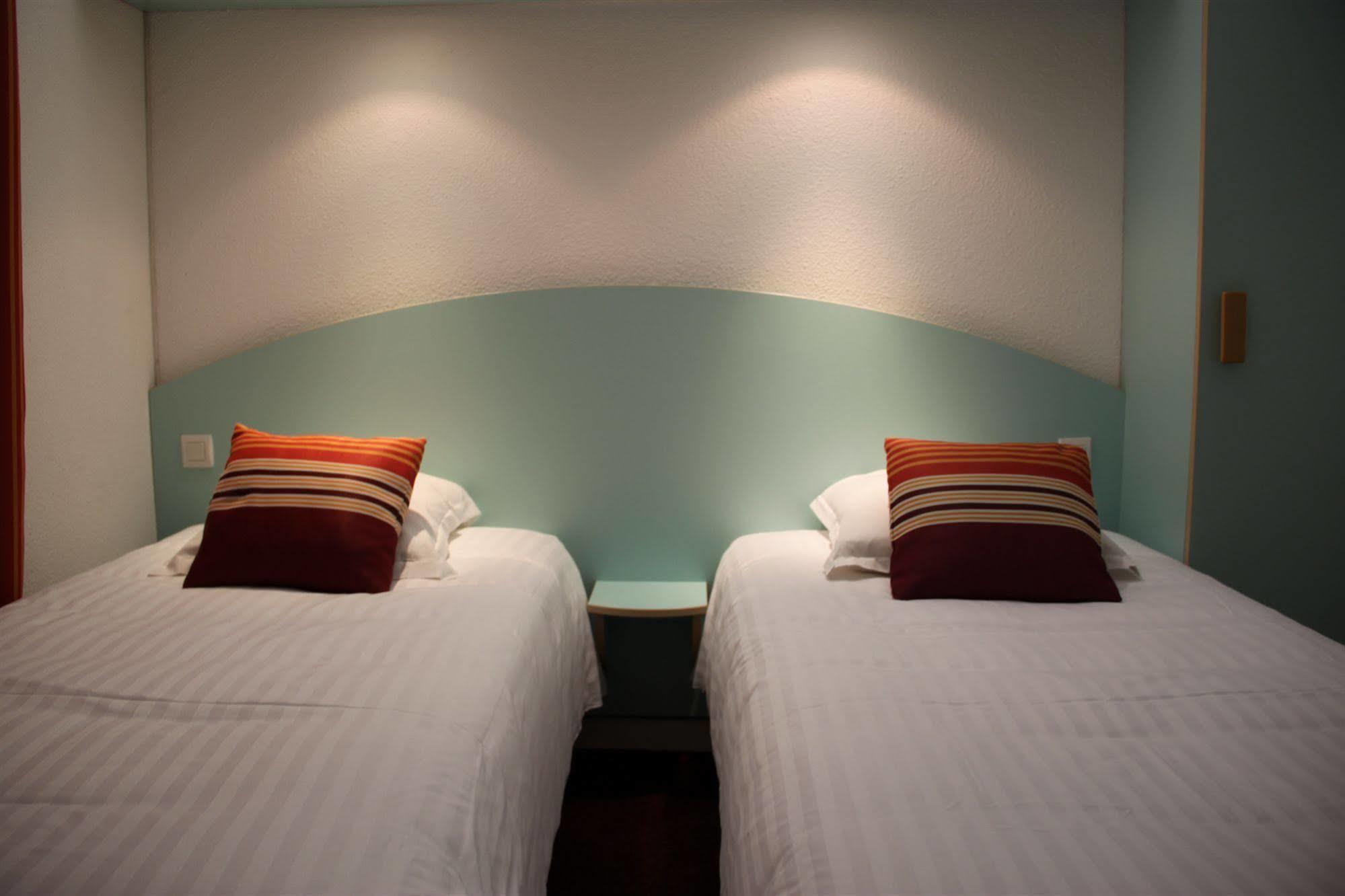 Agape Hotel Bessines Zewnętrze zdjęcie
