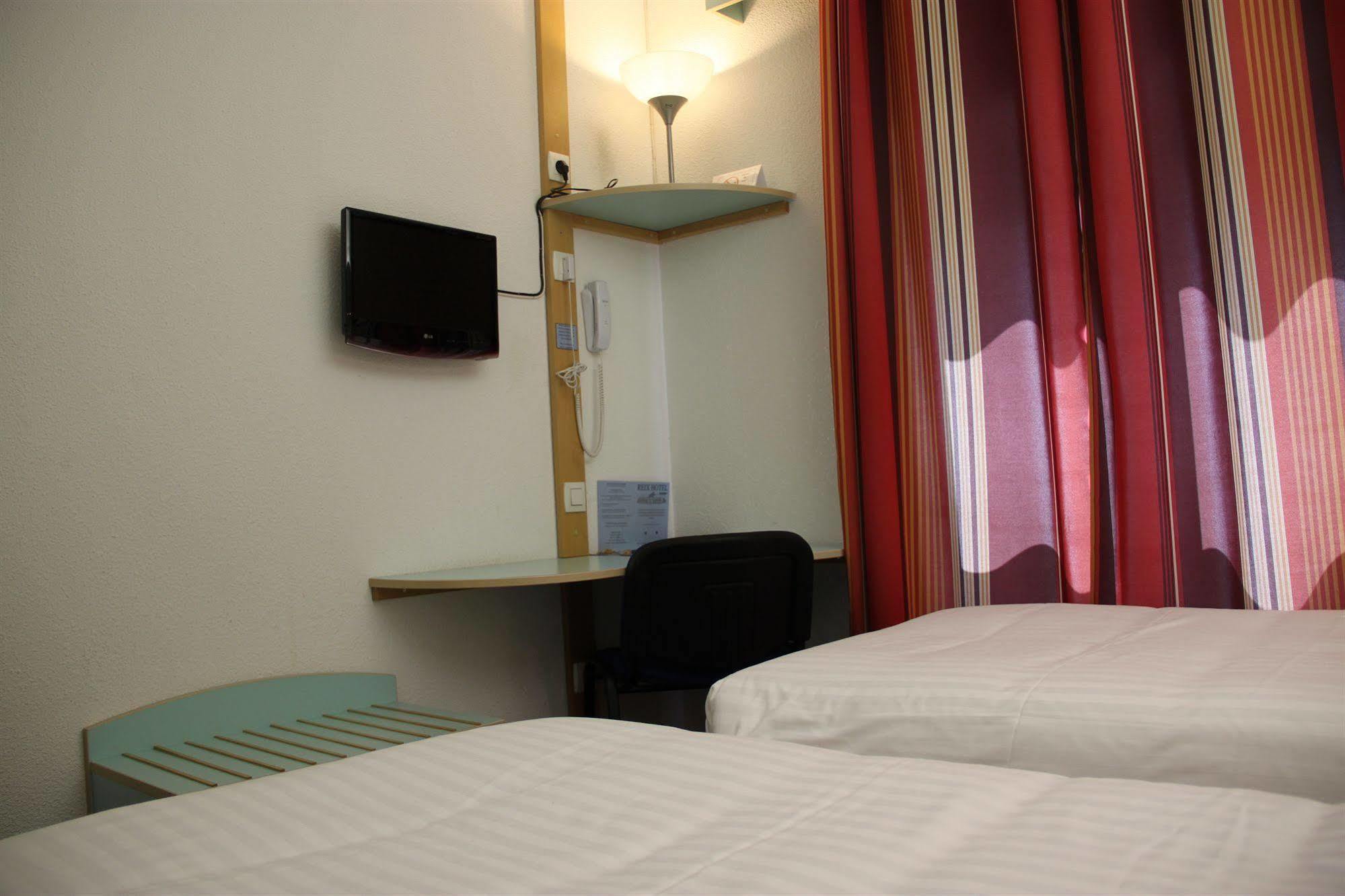 Agape Hotel Bessines Zewnętrze zdjęcie